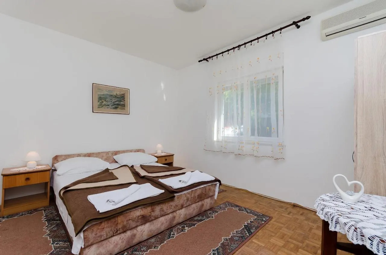 Apartments Daria Selce Croatia